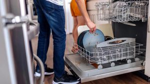 علت کثیف شستن ماشین ظرفشویی